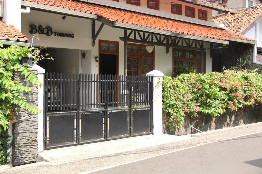 Bed And Breakfast Tomang Cakarta Dış mekan fotoğraf